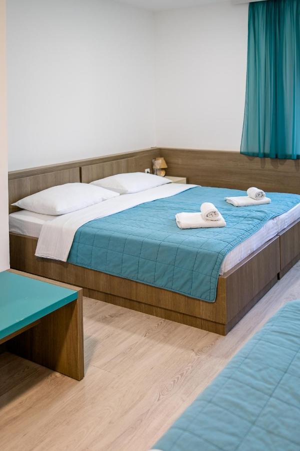 Hotel Omni Валево Екстериор снимка